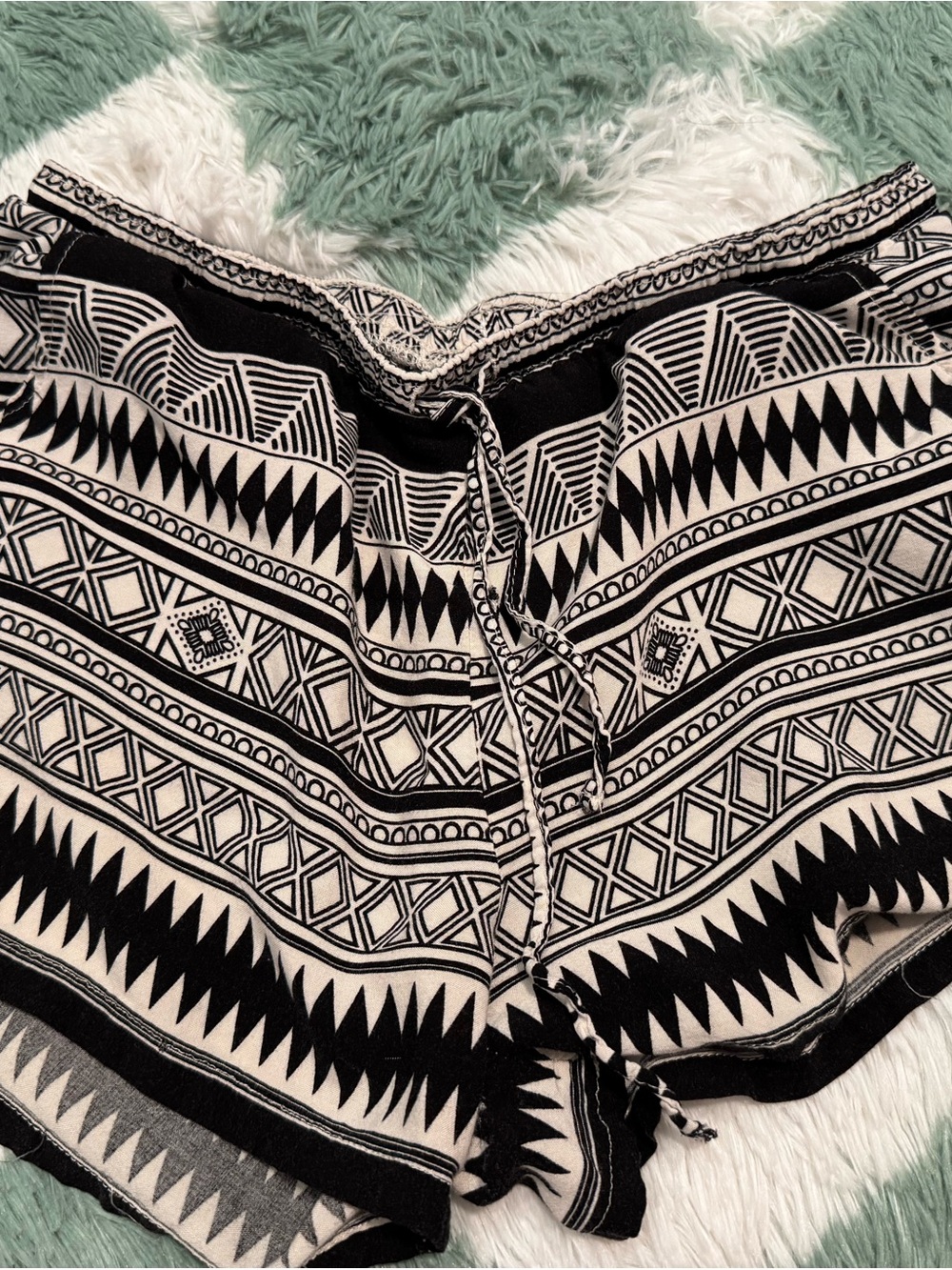 No Boundaries Black & Cream Aztec Print Drawstring Shorts